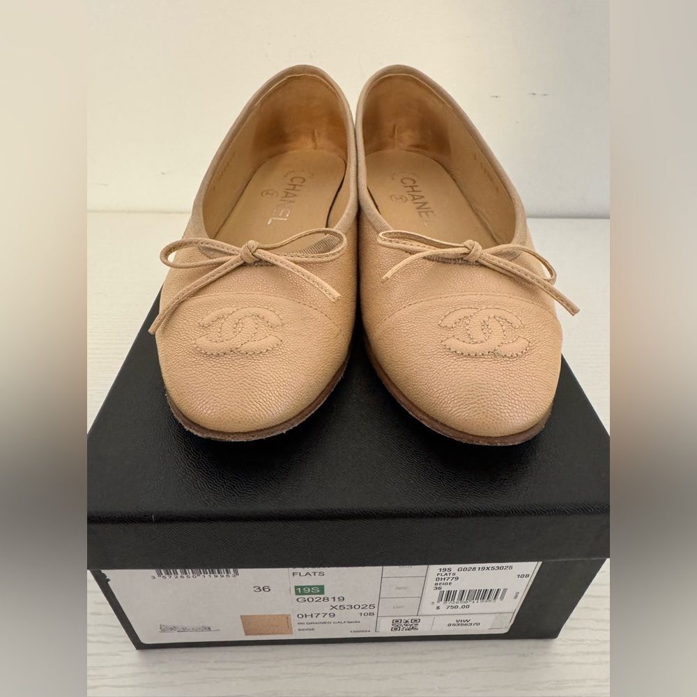 Chanel Pebbled Leather Tan Beige CC Classic Ballet Flats EU 36 US 6 Authentic - Picture 4 of 11